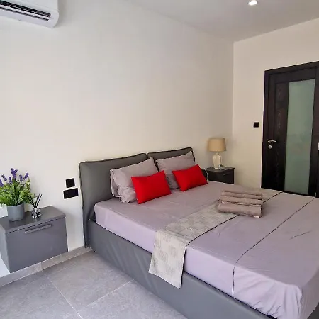 Luxury Qawra * San Pawl il-Baħar