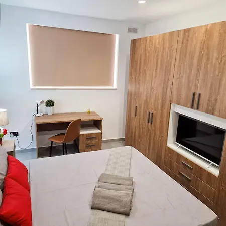 Luxury Qawra Daire *