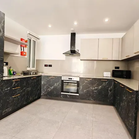Luxury Qawra דירה