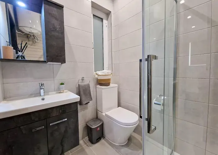 Luxury Qawra * St Paul's Bay